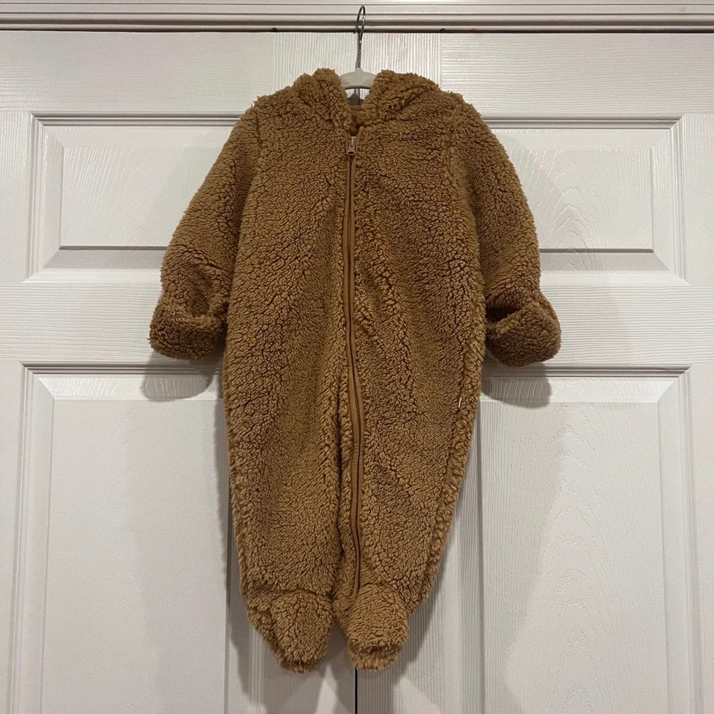 GAP BabyGAP Teddy Sherpa One-Piece Tan Unisex 6-12 Months Snowsuit Winter Hooded